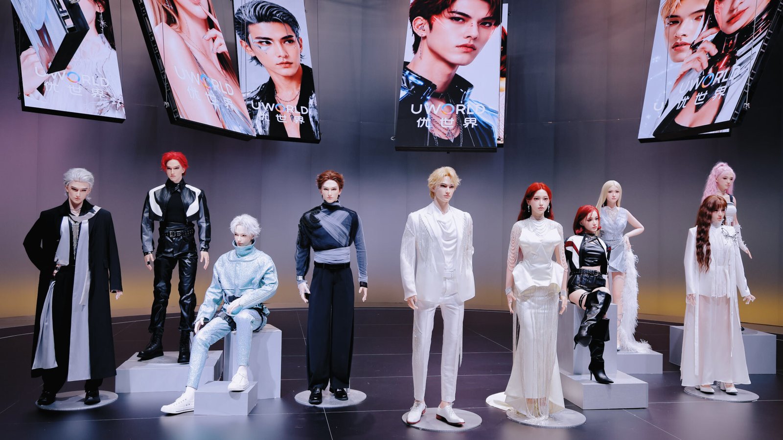 UBTech UWORLD U1 bionic humanoid robots launch event stage